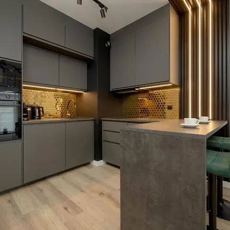 Mieszczanska With Spa & Gym By Renters * 브로츠와프